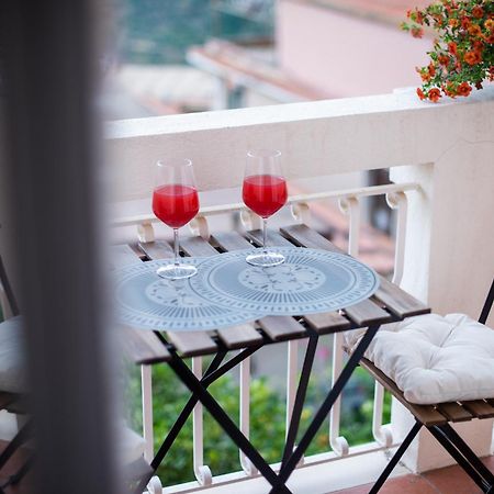 Villa Clara Suites Таормина Екстериор снимка