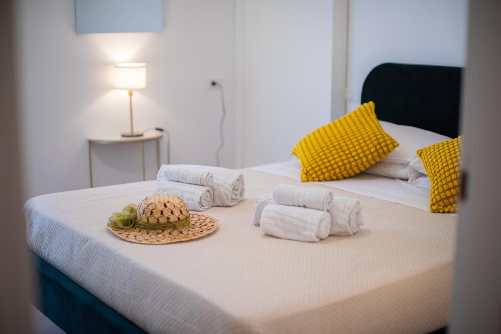 Villa Clara Suites Таормина Екстериор снимка