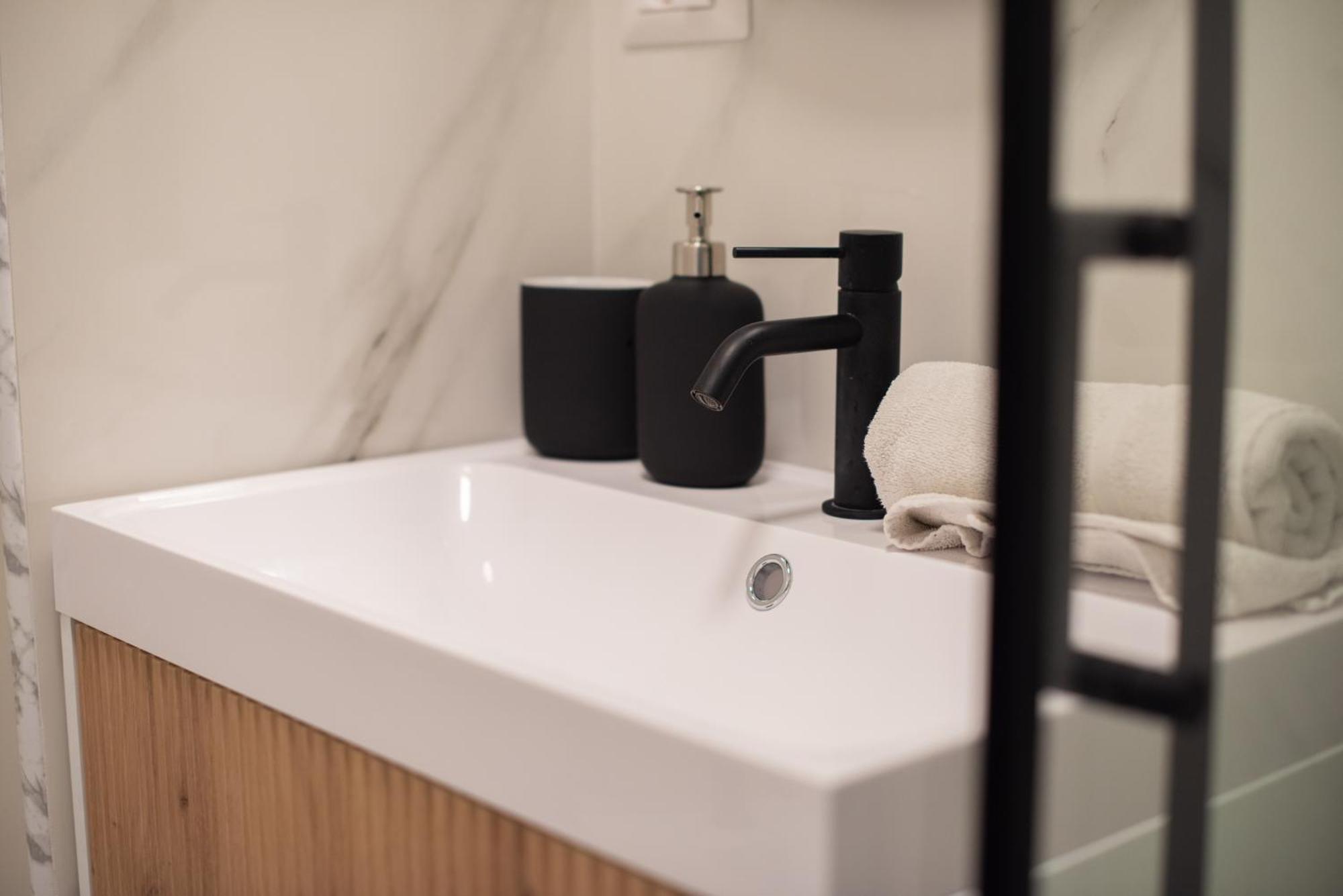 Villa Clara Suites Таормина Екстериор снимка